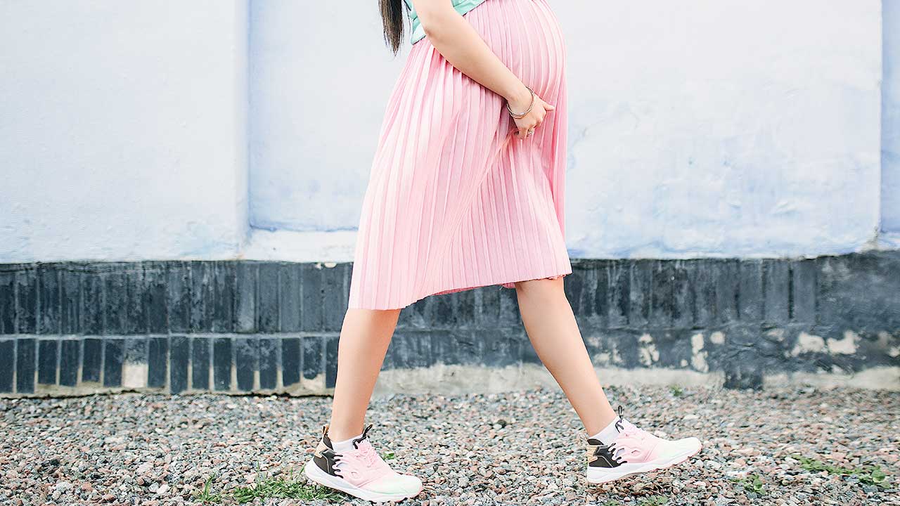 Cover image for: Caring for the Pregnant Teenager